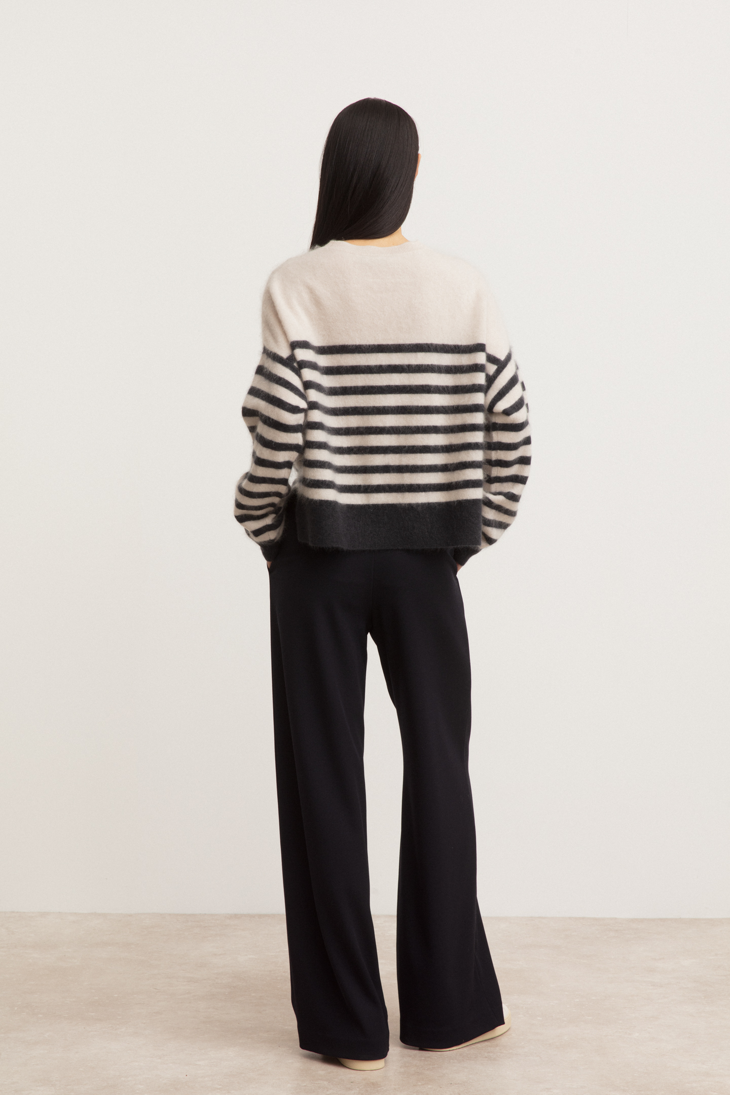 Brushed Cashmere Pullover