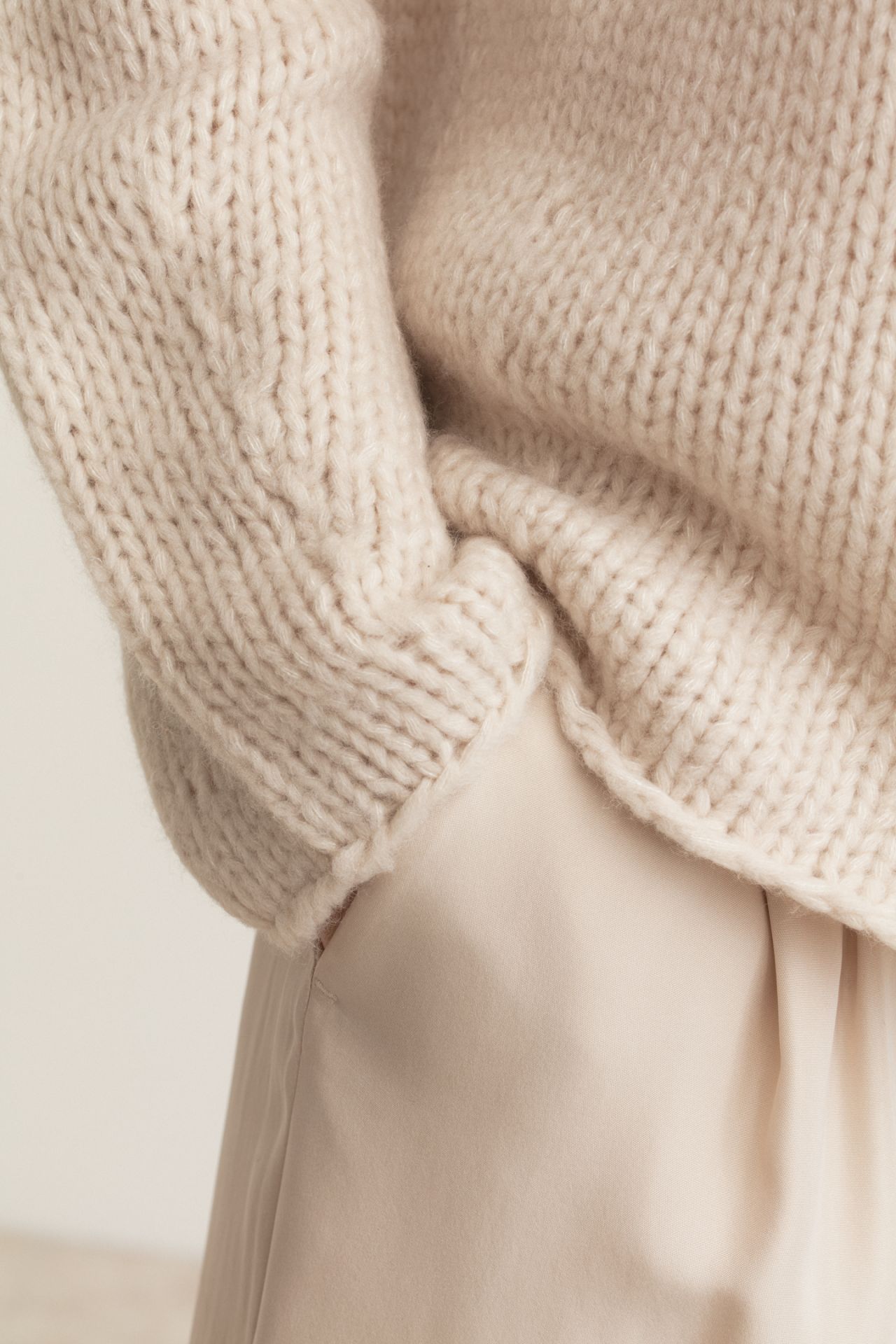 unliensアンリアンv neckgiletbrownie beigeジレ unliensアンリアンv neckgiletbrownie beigeジレ（WILLFULLY